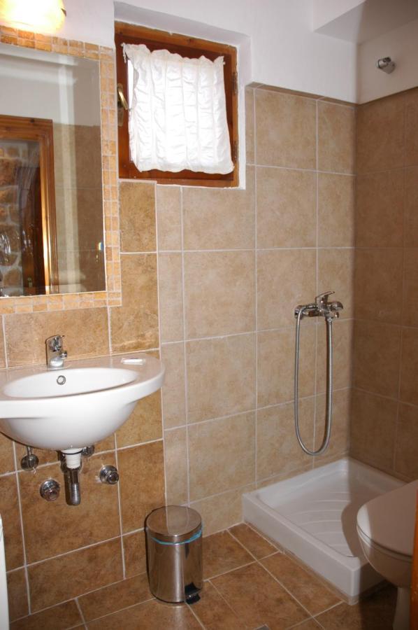 Guesthouse Papanikolaou Литокорон Екстериор снимка
