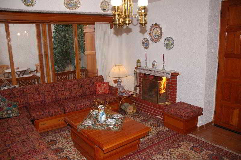 Guesthouse Papanikolaou Литокорон Екстериор снимка