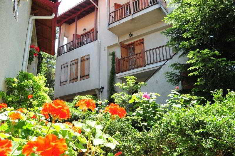 Guesthouse Papanikolaou Литокорон Екстериор снимка